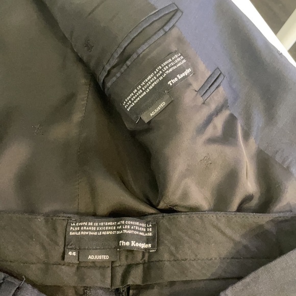 I’m selling my The Kooples suit. - Picture 3 of 3